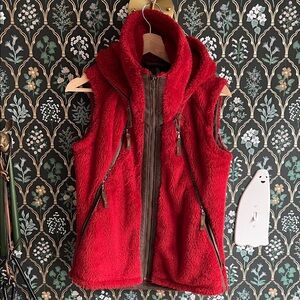 Kuhl High Pile Flight Hooded Fleece Vest